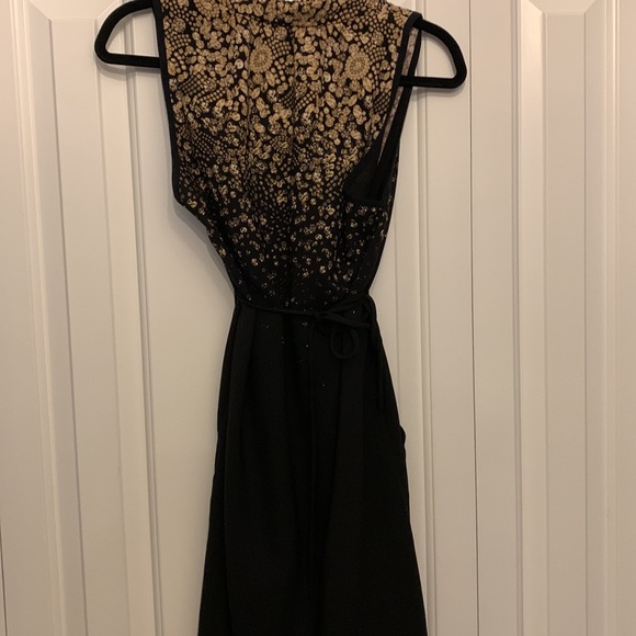 Wilfred knee Length Dress - Picture 3 of 3